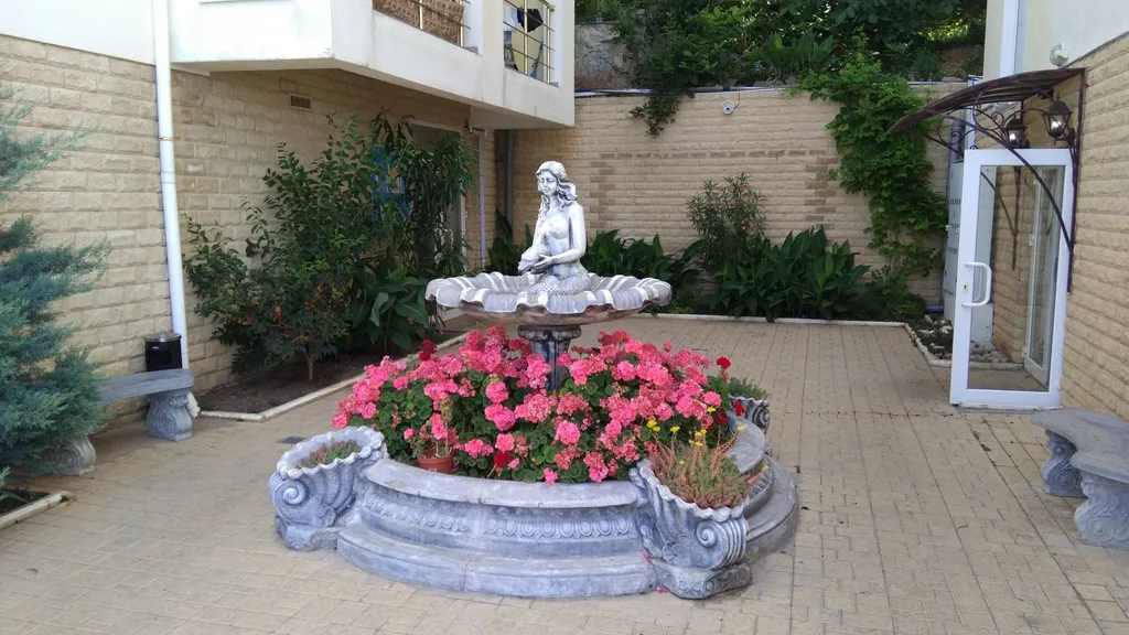 Уютная квартира на Вилле Дельмар с можевельником со стороны лоджии