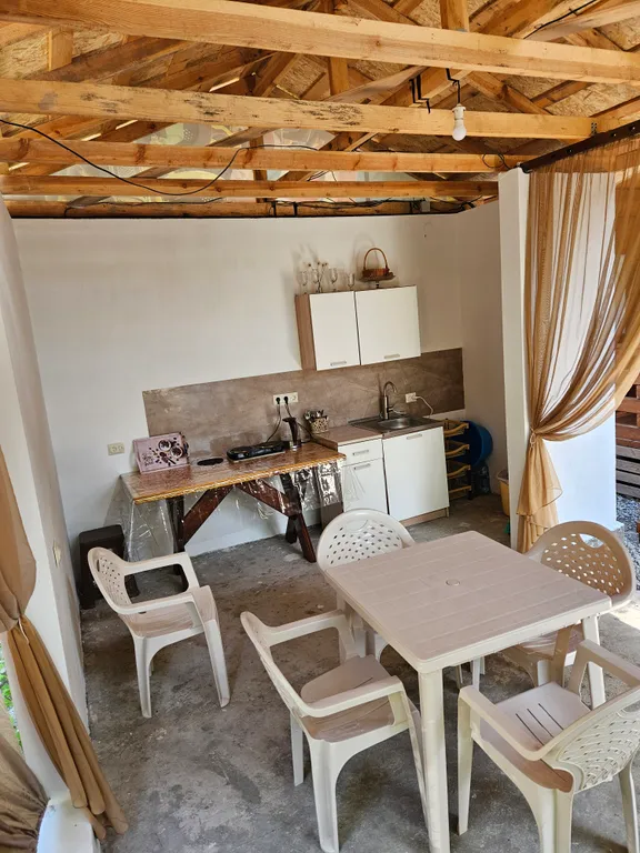 Коттедж Эко домик с парковкой возле горной реки — Гагра