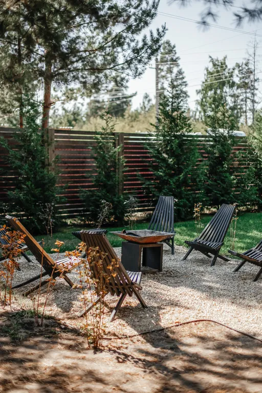 Домик в сосновом лесу