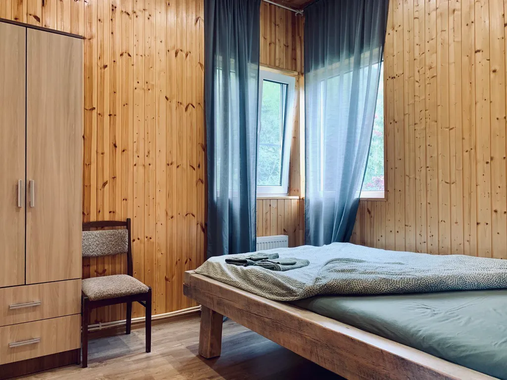 Уютный семейный домик в тихом месте