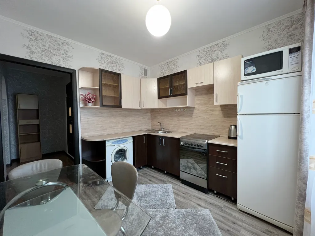 Квартира Апартаменты напротив Планеты — Красноярск