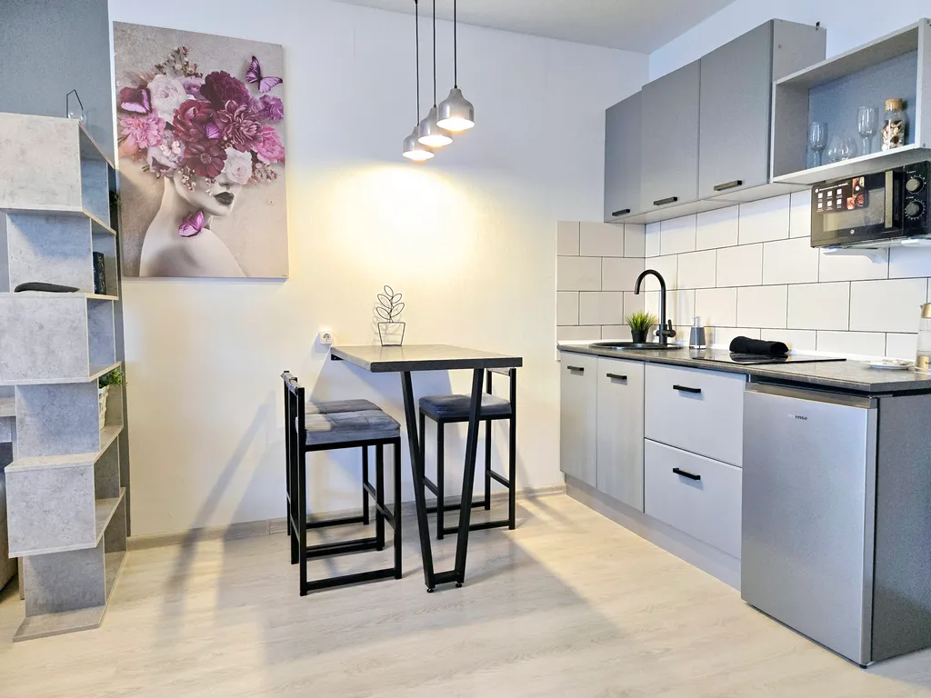 Квартира-студия в районе Пермь 2 — аренда посуточно в Пермь