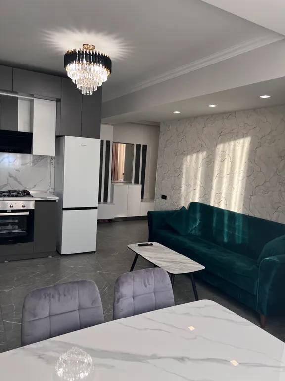 Модная и уютная квартира в центре Еревана