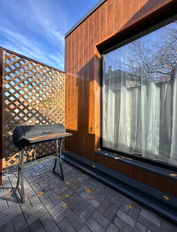 Новый дом с парковкой в 10 минутах от трассы М4