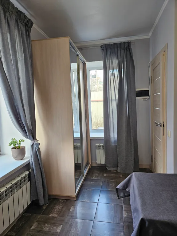 Уютный дом с современным интерьером в Таганроге со своим двором!