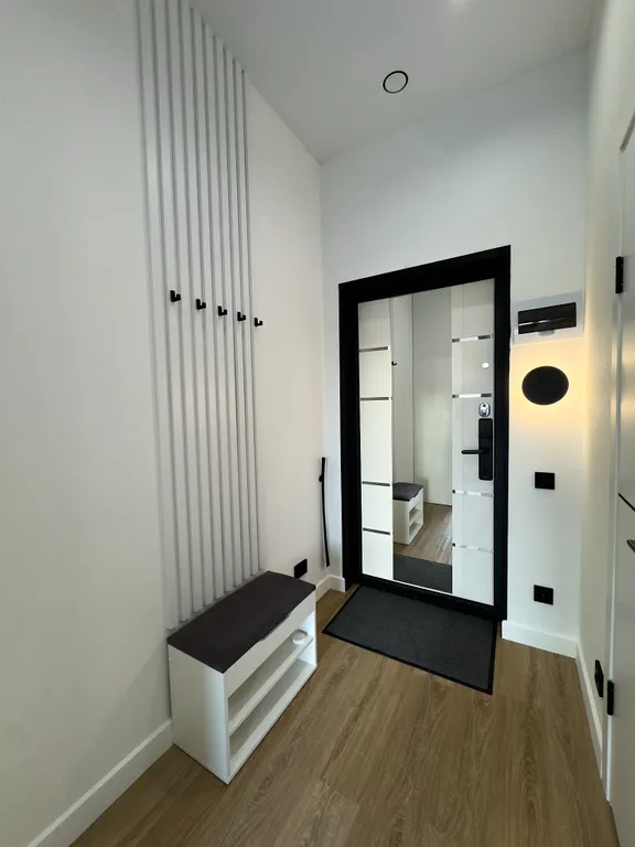 Новая студия с видом на море и дизайнерским ремонтом