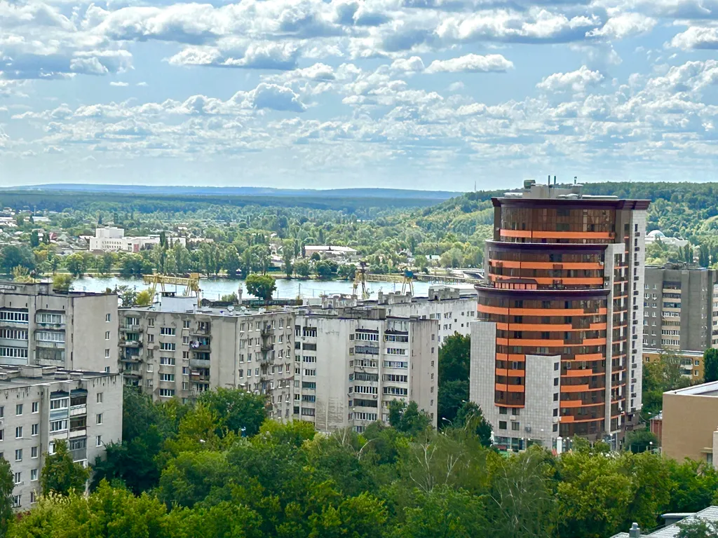 Шикарная квартира в новом доме с видом на город