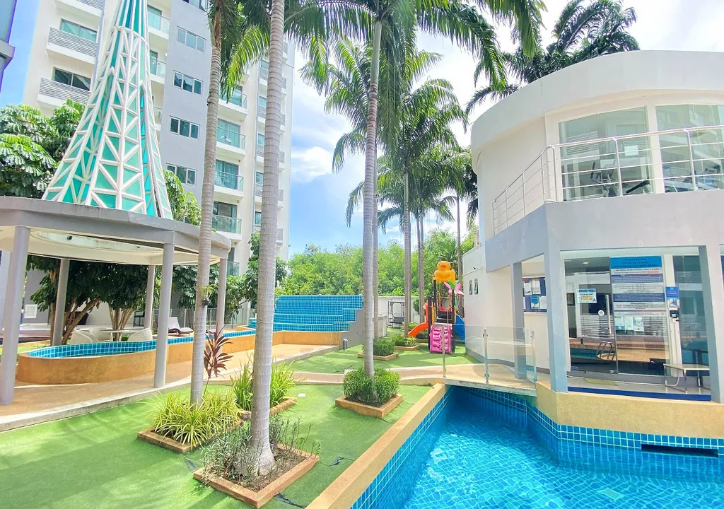 Комфортная квартира с выходом в бассейн