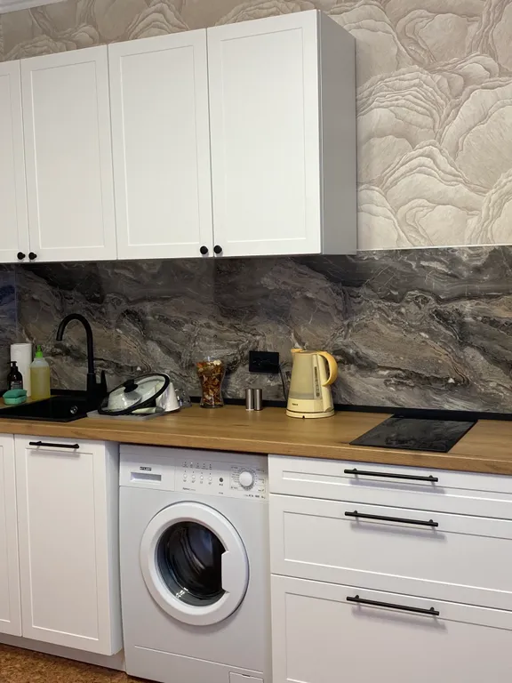 Уютная тёплая квартира в тихом районе — аренда посуточно в Липецк