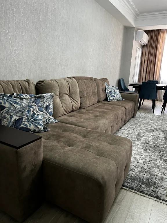 Роскошный апартамент напротив парка