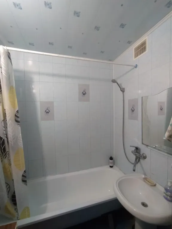 Квартира Уютная чистая теплая квартира в привлекательном районе города — Элиста