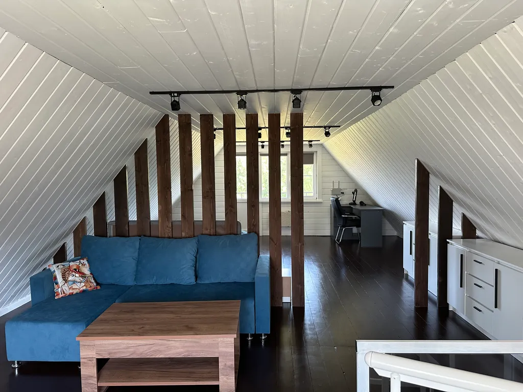 Просторный дом с баней и чаном