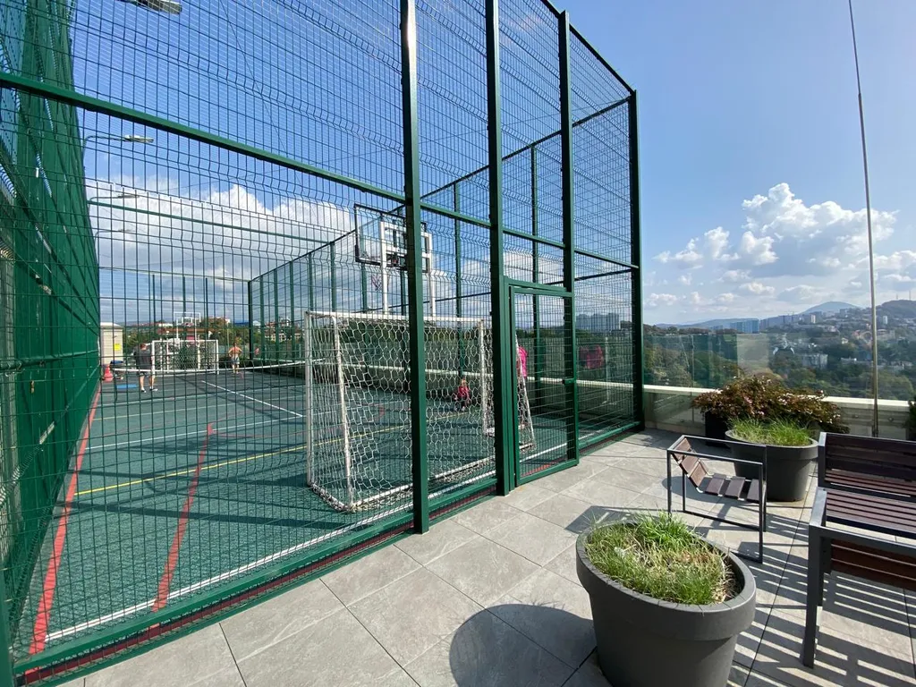 Квартира с видом на море и дизайнерским ремонтом в ЖК Метрополь