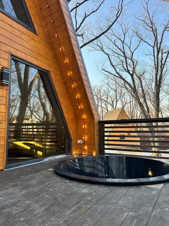 Дом A-Frame с купелью для Вашего уютного отдыха