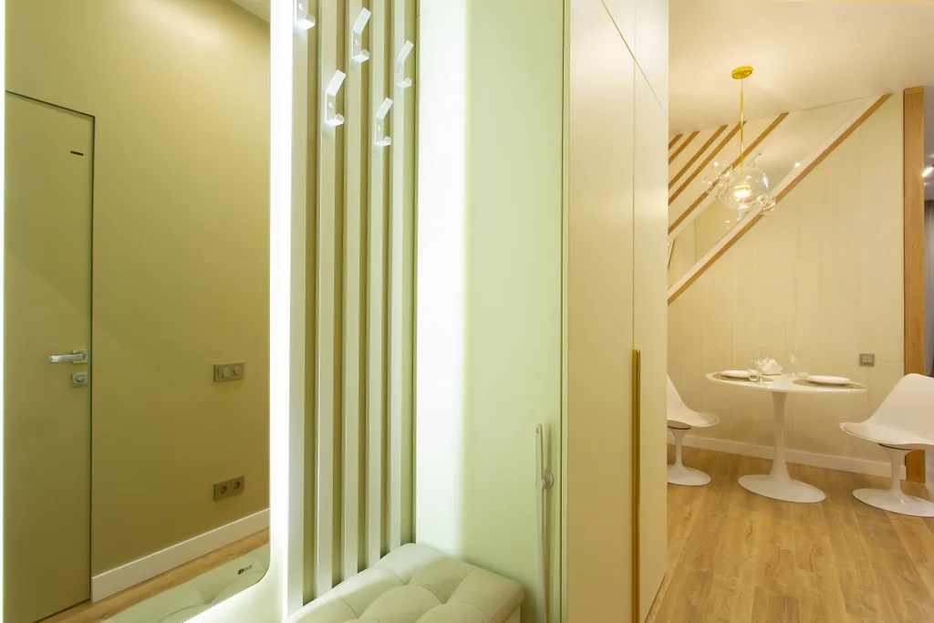 Уютная студия на берегу реки со своей террасой и живописным видом