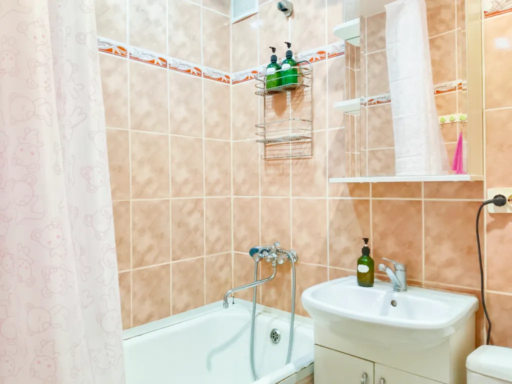 Уютная светлая квартира рядом с ТРЦ Алимпик