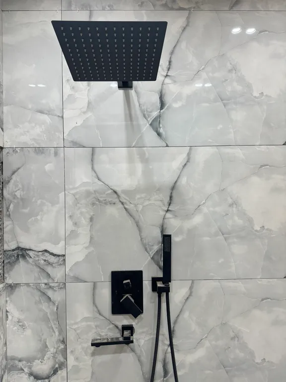 Коттедж в окружении леса десять минут на машине до южного склона