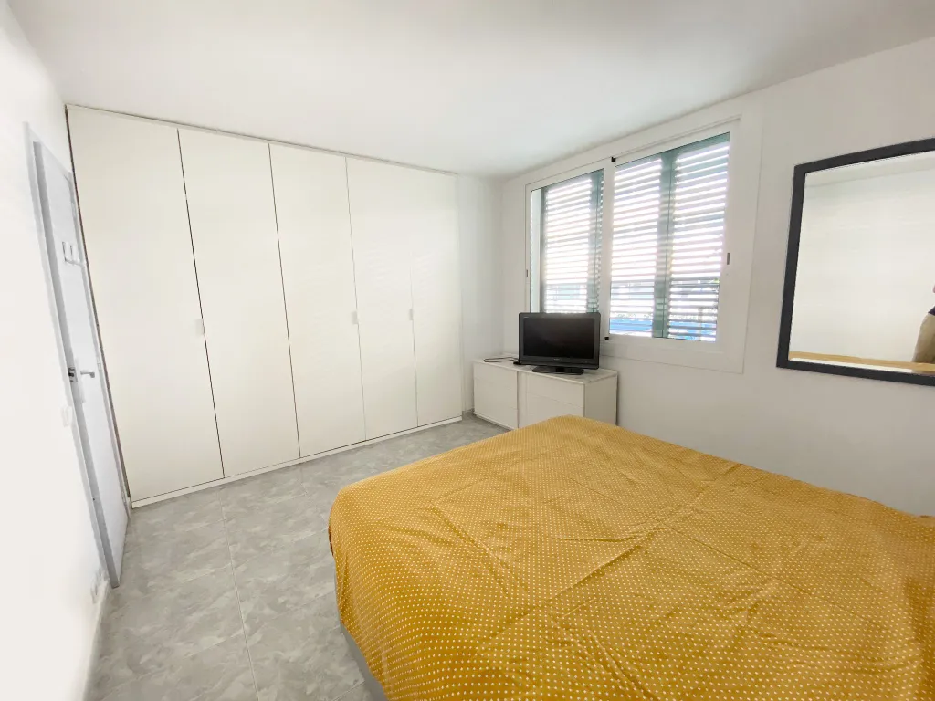 Апартаменты с шикарным видом на море и Ситжес