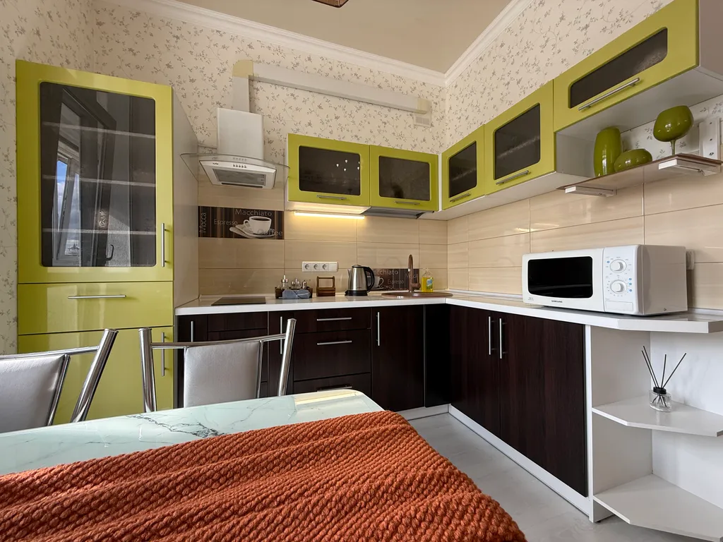 Студия рядом Парк Победы Херсонес не берем оплату за уборку