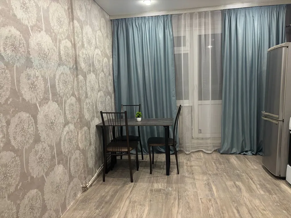 Теплая, просторная, уютная однокомнатная квартира с горячей водой