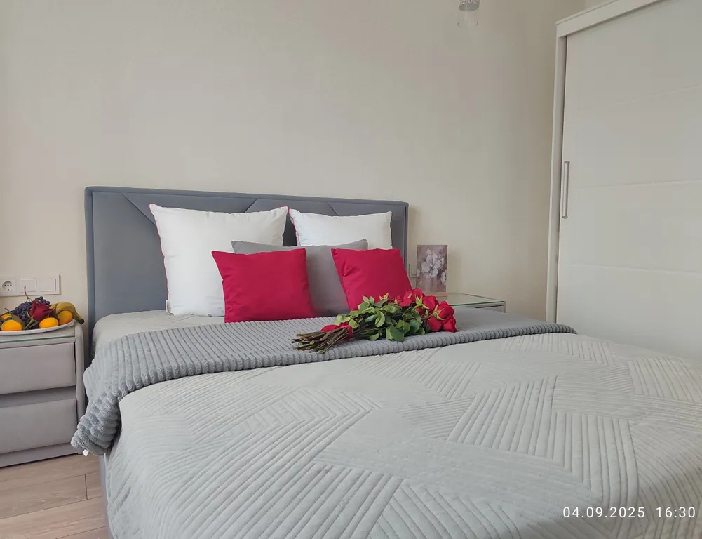 Светлая и уютная двухкомнатная квартира в центре