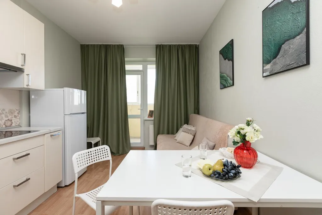 Квартира Уютная квартира у ТЦ Мегаполис рядом с метро — Екатеринбург