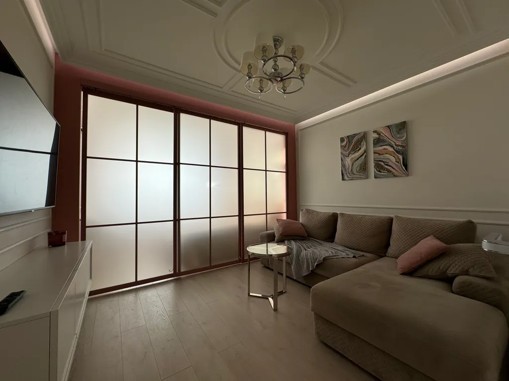 Квартира с новым ремонтом на центральной улице города