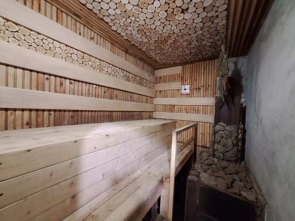 Дом с баней, мангалом и массажем