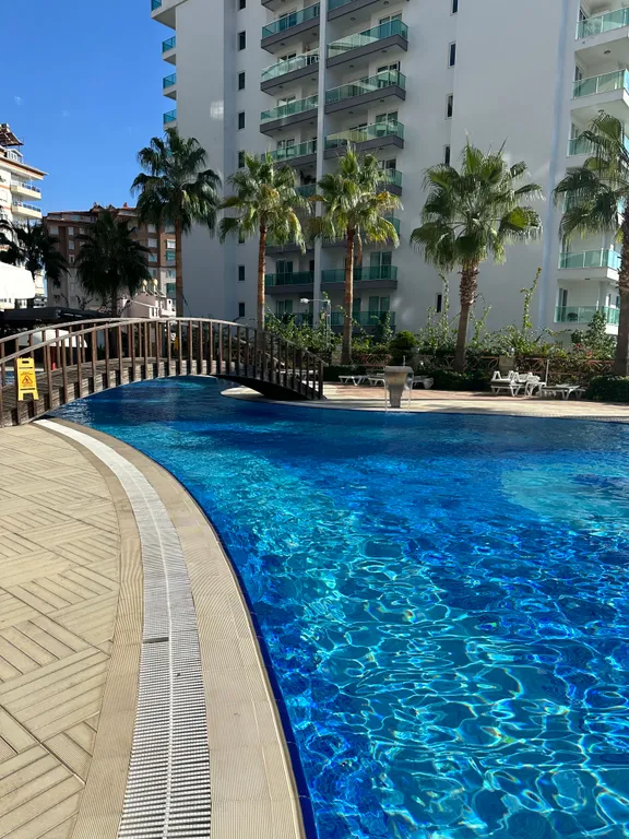 Видовой апартамент на море в центре