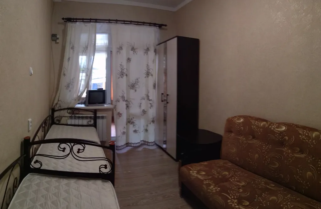 Дом со своим зелёным двориком в исторической части города