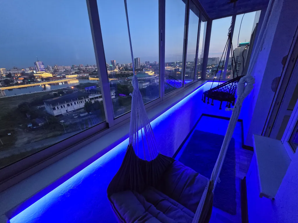 Студия с умным домом от Яндекс в центре Челябинска