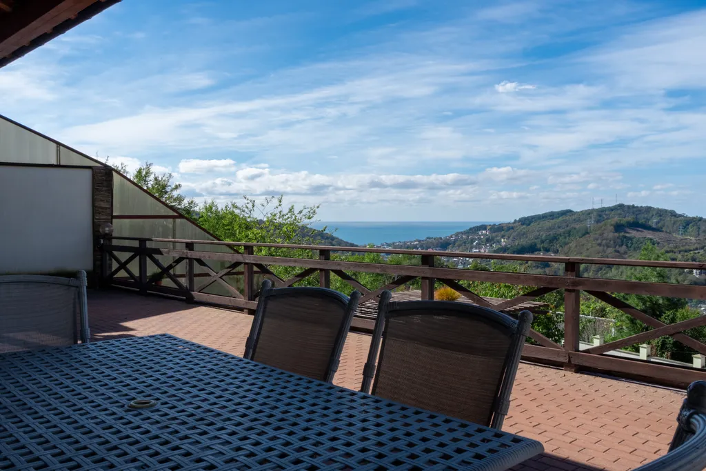 Дом в горах с видом на море Сочи