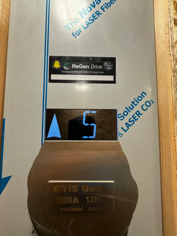 Большая Уютная 1-комнатная квартира,своя парковка,рядом магазин,центр