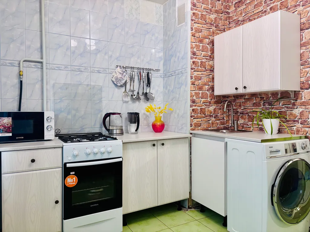 Квартира рядом с клиникой микрохирургии глаза Федорова у метро Дунайская