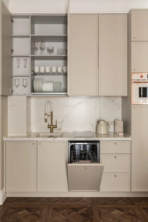 Квартира Роскошная квартира в 10-ти минутах езды от Красной Площади — Москва