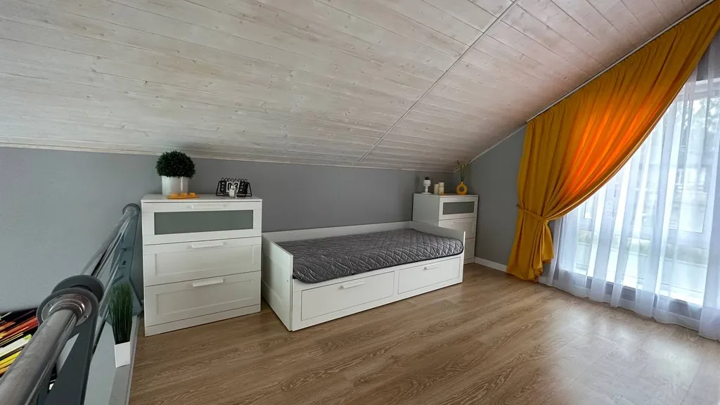 Дом в стиле БарнХаус с тёплым бассейном