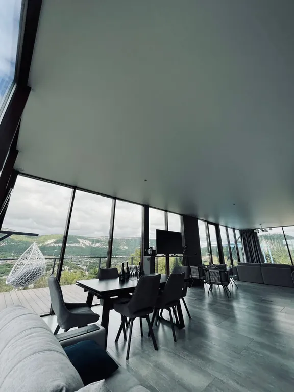 Комфортабельная вилла с бассейном