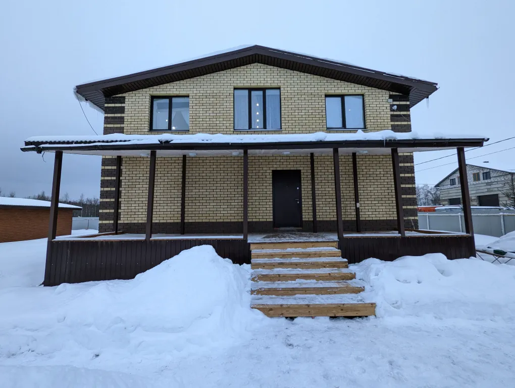 Коттедж с баней