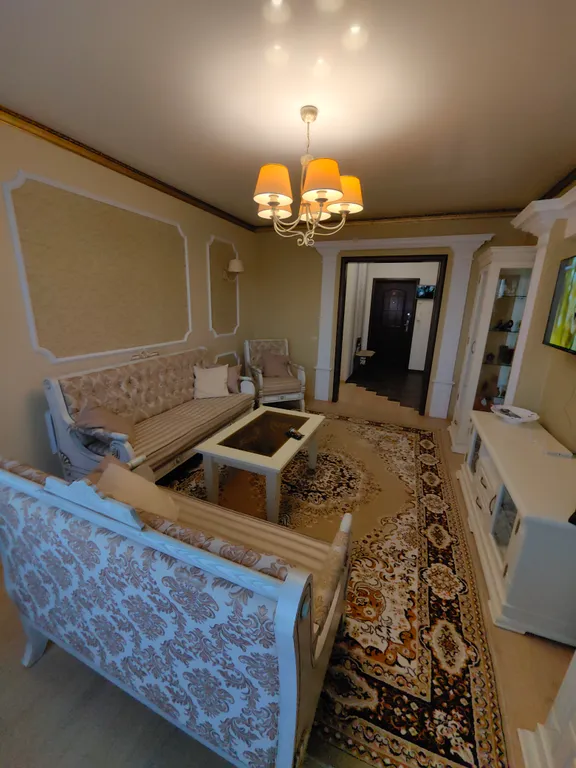 Квартира возле ТЦ Тринити