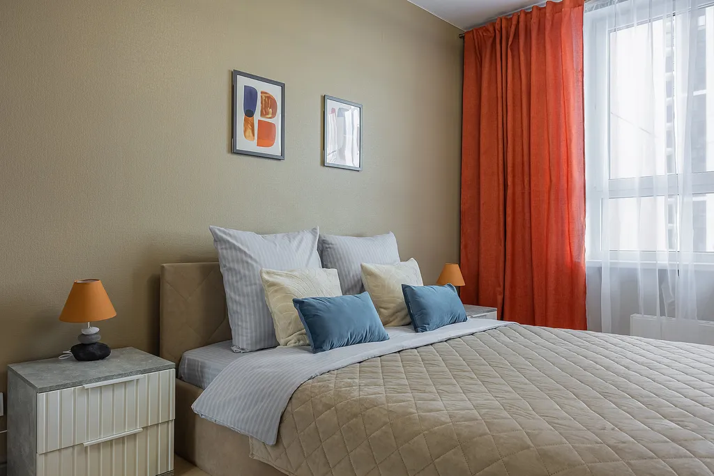 Новая квартира в центре города у метро Горьковская