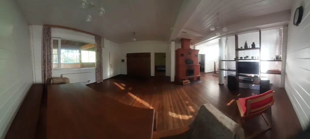 Дом на водохранилище