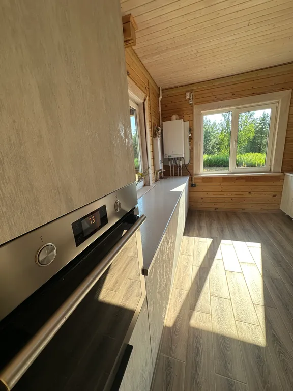 Уютный дом на берегу Горьковского моря