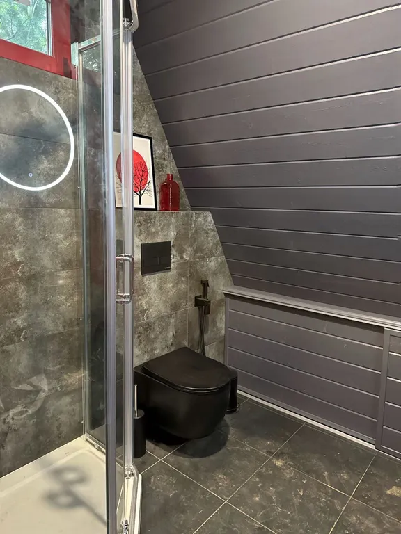 Уютный A-frame в 25 км от Минска с горячей купелью и видом на лес