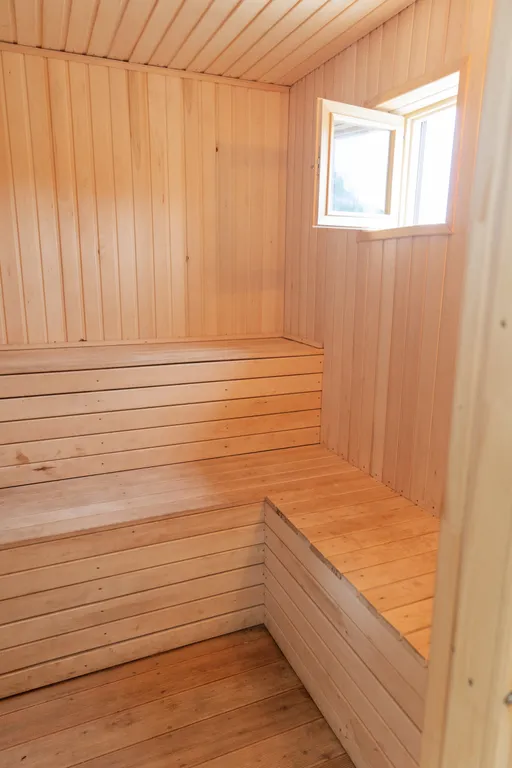 Коттедж Домик на берегу озера с чаном и рыбалкой — Голыгино