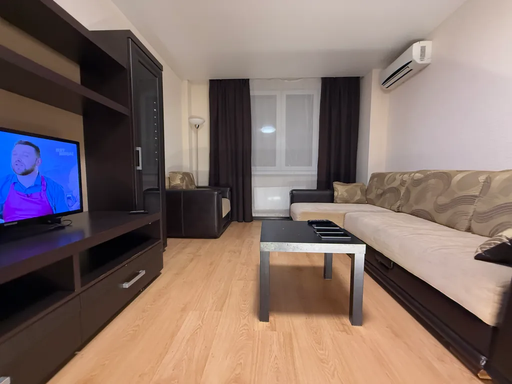 Тут хорошо на Щорса