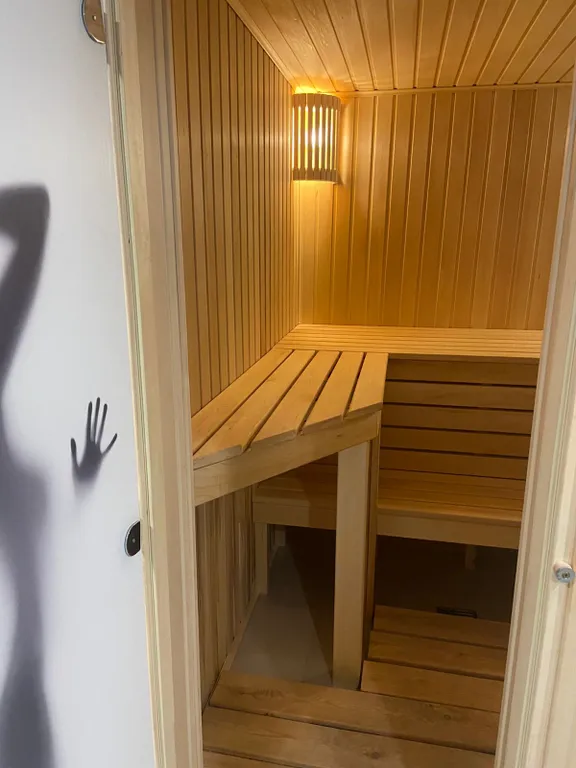 Коттедж с баней