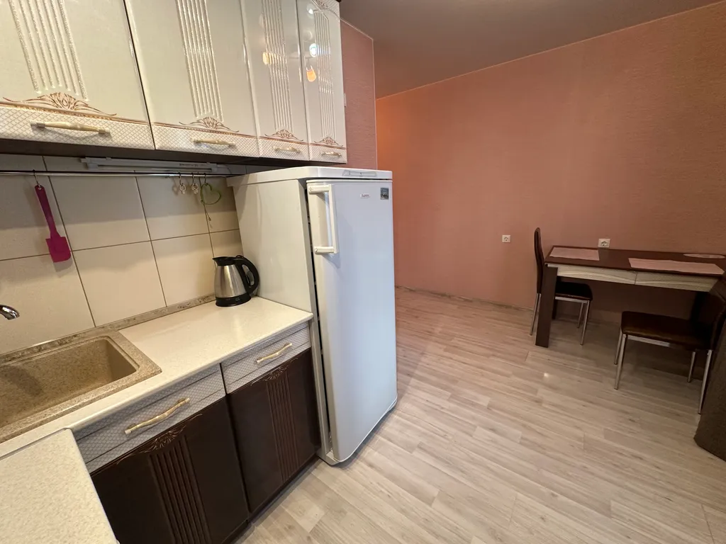 Квартира 2-комн квартира, Джакузи, 4 отдельных спальных места, до 7гостей — Новосибирск