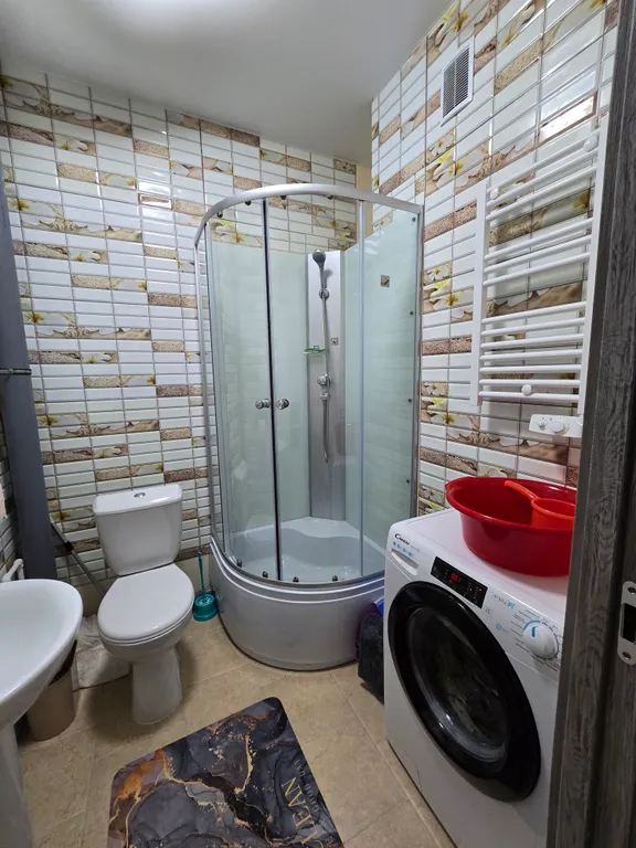 Уютная студия с дизайнерским ремонтом