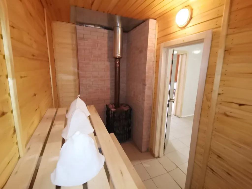 Коттедж в Красном стиле