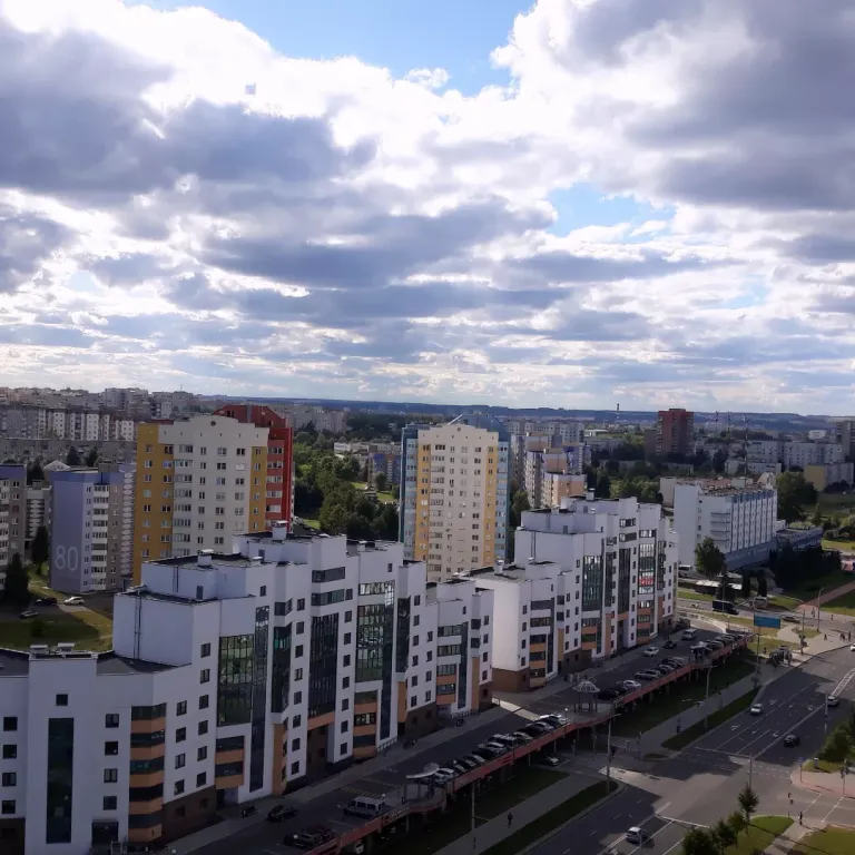 С видом на город с высоты птичьего полёта